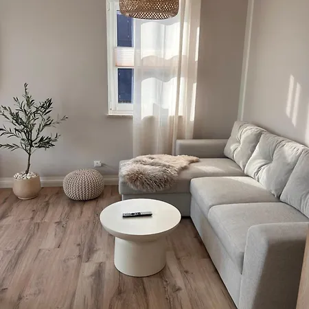 Lounis Bützow